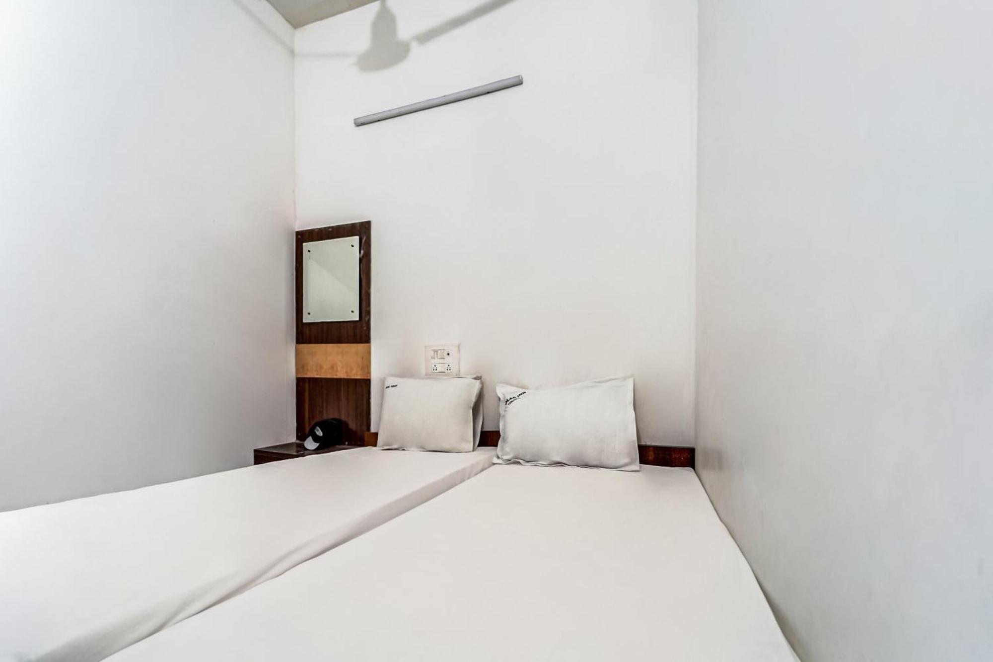 Hotel O Solar Inn 蒂鲁帕蒂 外观 照片